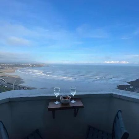 Spectacular 2 Bedroom Balcony Sea View Flat Скарборо Экстерьер фото