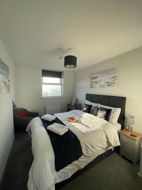 Spectacular 2 Bedroom Balcony Sea View Flat Скарборо Экстерьер фото